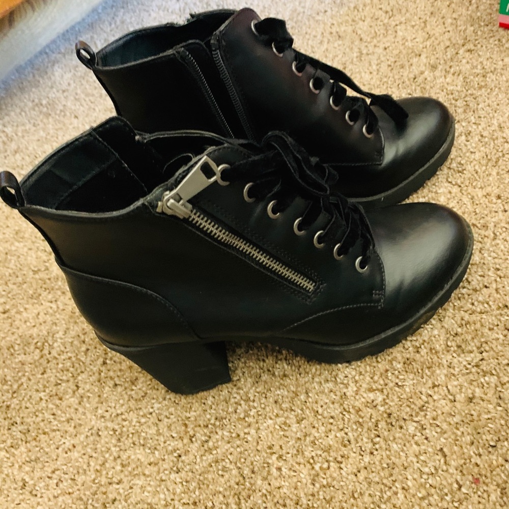 Mossimo Boots - image 5